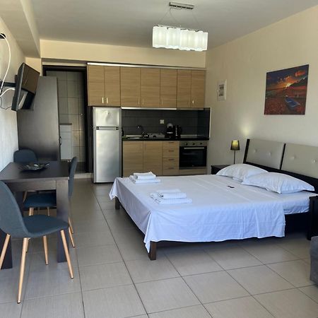 Bivas Apartments Limenas  Buitenkant foto