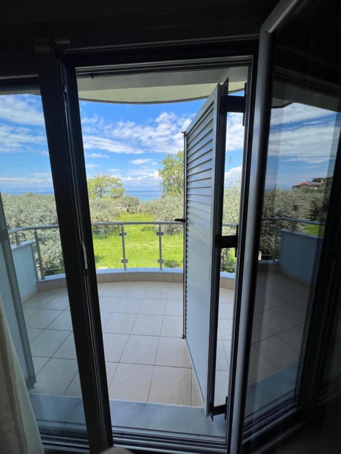 Bivas Apartments Limenas  Buitenkant foto