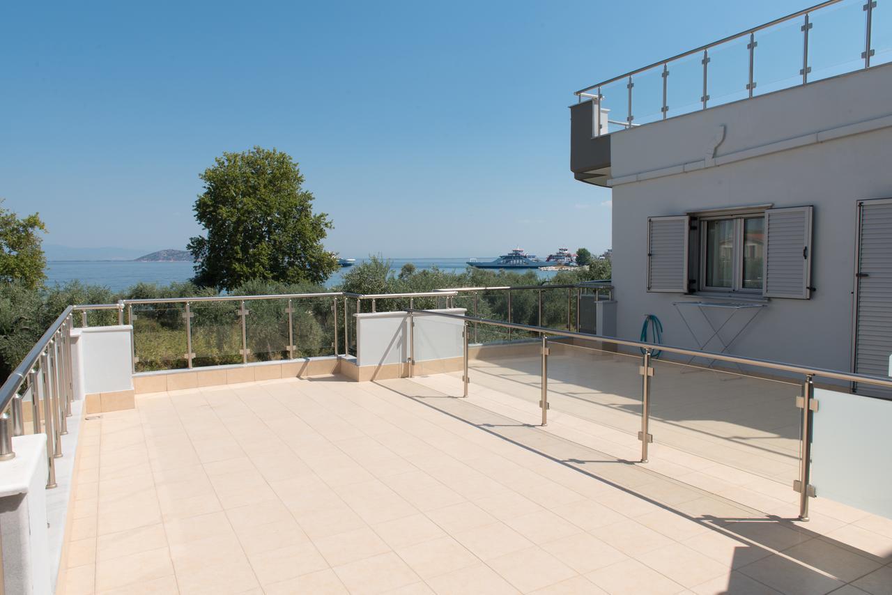 Bivas Apartments Limenas  Buitenkant foto