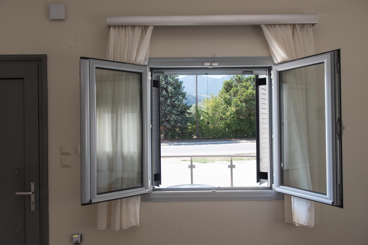 Bivas Apartments Limenas  Buitenkant foto